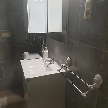 Magnifique Pour 4 Personnes Complètement Reno Appartement *