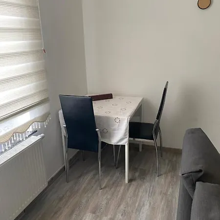 Magnifique Pour 4 Personnes Completement Reno Apartament Charleroi
