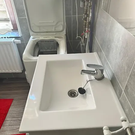 Appartement Magnifique Pour 4 Personnes Complètement Reno Charleroi