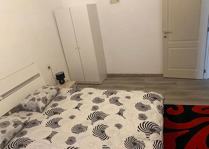 Magnifique Pour 4 Personnes Completement Reno *