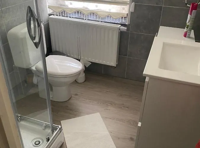 Magnifique Pour 4 Personnes Completement Reno * Charleroi